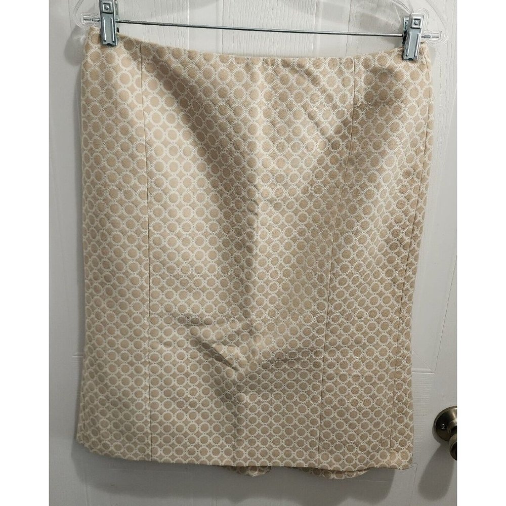 NWT Madison Studio Women's Pencil Skirt Pleated Back Beige‎ Patterned Size 8